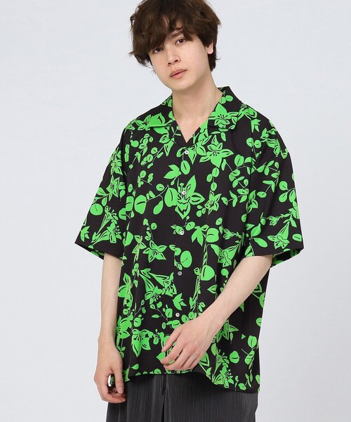 tk.TAKEO KIKUCHI（ティーケータケオキクチ）の「◆バイカラーフラワープリントシャツ（ユニセックスアイテム）（シャツ/ブラウス・メンズ・ベージュ系その他/モスグリーン系・02/03）」の4枚目の写真