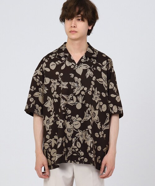 tk.TAKEO KIKUCHI（ティーケータケオキクチ）の「◆バイカラーフラワープリントシャツ（ユニセックスアイテム）（シャツ/ブラウス・メンズ・ベージュ系その他/モスグリーン系・02/03）」の7枚目の写真