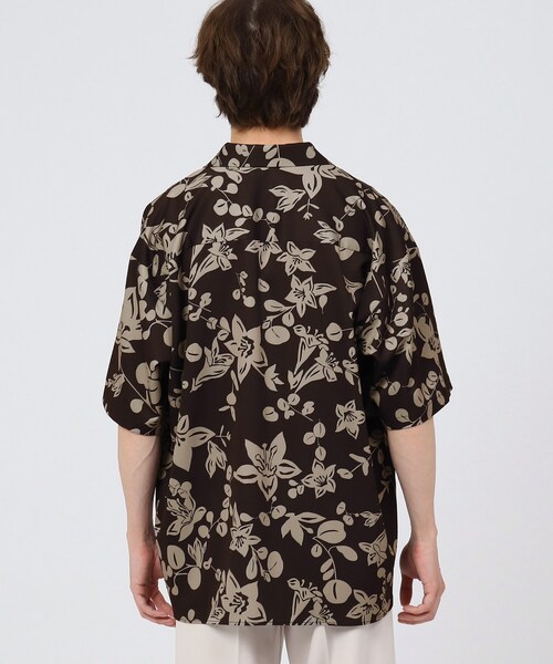 tk.TAKEO KIKUCHI（ティーケータケオキクチ）の「◆バイカラーフラワープリントシャツ（ユニセックスアイテム）（シャツ/ブラウス・メンズ・ベージュ系その他/モスグリーン系・02/03）」の9枚目の写真