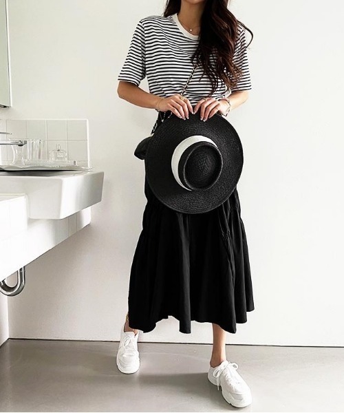 NANING9（ナンニング）の「NANING9 シャーリングデザインスカート（スカート・レディース・ブラック・FREE）」の5枚目の写真