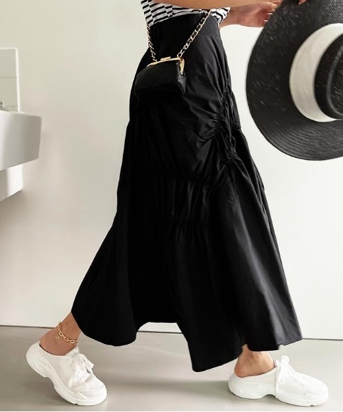 NANING9（ナンニング）の「NANING9 シャーリングデザインスカート（スカート・レディース・ブラック・FREE）」の3枚目の写真