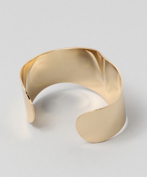 JEANASIS(ジーナシス)の「ウェーブBIGバングル/951706(バングル/リストバンド・レディース・シルバー/ゴールド・FREE)」の5枚目の写真