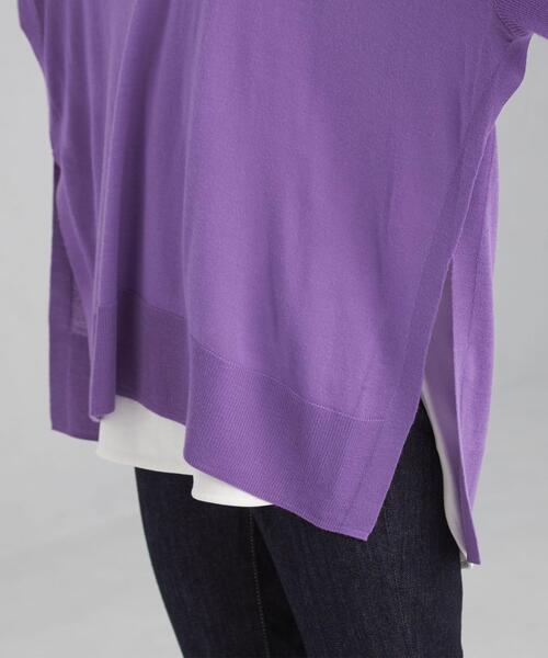 green label relaxing（グリーンレーベルリラクシング）の「DEEP Vネック スリット プルオーバー ニット（ニット/セーター・レディース・ナチュラル/モカ/パープル・FREE）」の11枚目の写真