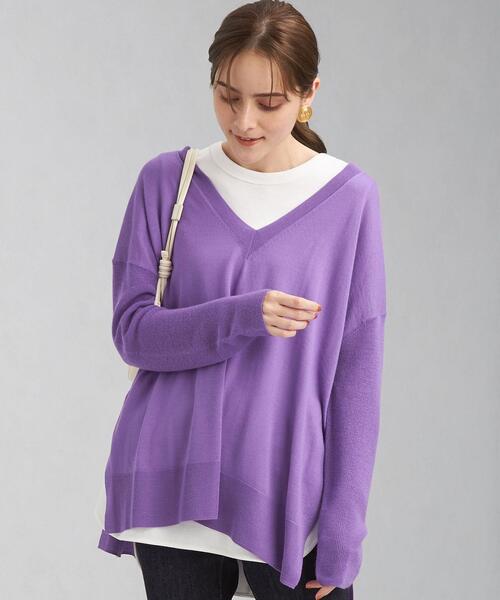 green label relaxing（グリーンレーベルリラクシング）の「DEEP Vネック スリット プルオーバー ニット（ニット/セーター・レディース・ナチュラル/モカ/パープル・FREE）」の13枚目の写真