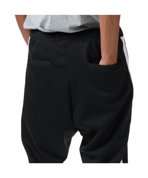 bristol ブラック パンツ F.C.Real Bristol（エフシーレアルブリストル）の「TRAINING TRACK