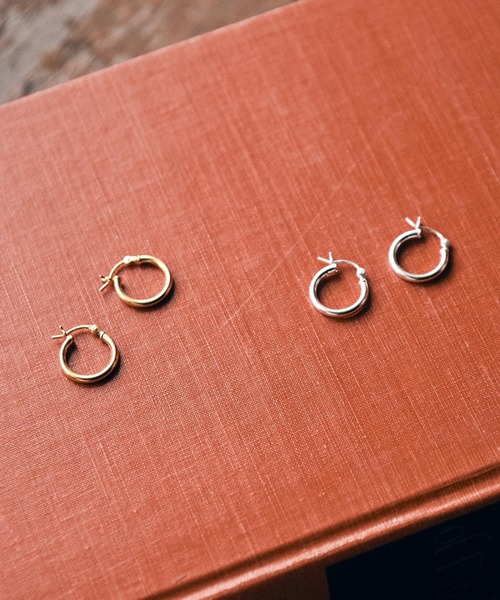 glamb（グラム）の「Hoop Pierce (12mm) / フープピアス (12mm)（ピアス（両耳用）・メンズ・シルバー/ゴールド・FREE）」の11枚目の写真