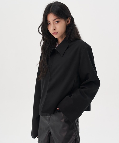 FEKETE（フェケテ）の「FEKETE MADE BACK METAL LOGO JACKET（ブルゾン・メンズ・ブラック・LARGE/MEDIUM）」の3枚目の写真