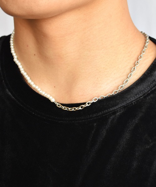 LHME(エルエイチエムイー)の「LHME ハーフパールネックレス/サージカルステンレス316L(金属アレルギー対応)(ネックレス・レディース・ホワイト・45cm)」の7枚目の写真