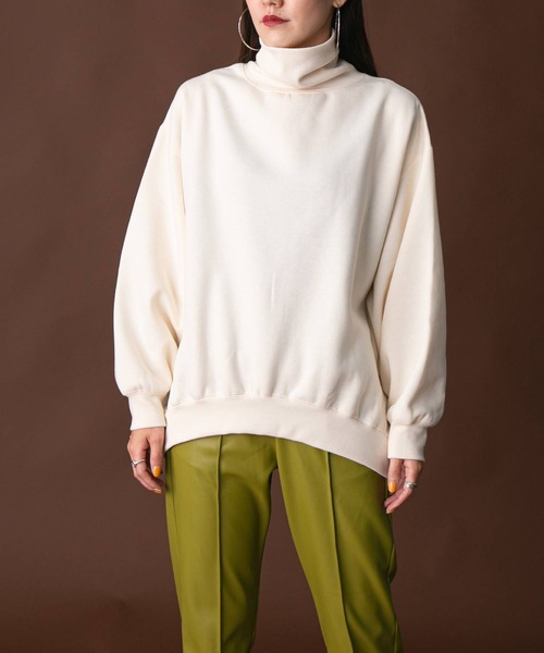 bohmal(ボマール)の「裏起毛タートルネックプルオーバースウェット(スウェット・レディース・オフホワイト/ベージュ/スモークピンク/ブルー/スミクロ・FREE)」の14枚目の写真