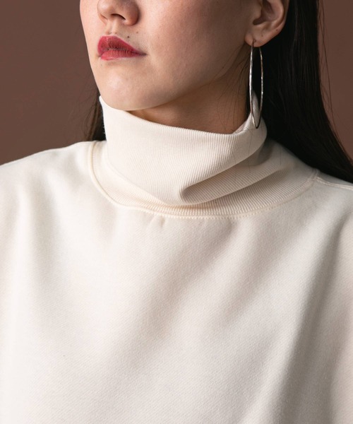 bohmal(ボマール)の「裏起毛タートルネックプルオーバースウェット(スウェット・レディース・オフホワイト/ベージュ/スモークピンク/ブルー/スミクロ・FREE)」の8枚目の写真