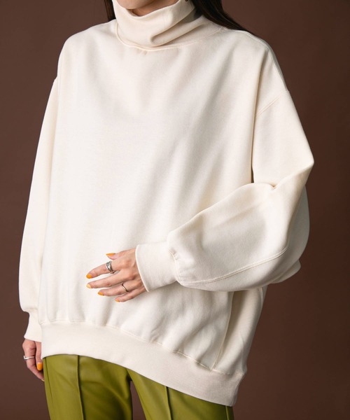 bohmal(ボマール)の「裏起毛タートルネックプルオーバースウェット(スウェット・レディース・オフホワイト/ベージュ/スモークピンク/ブルー/スミクロ・FREE)」の9枚目の写真