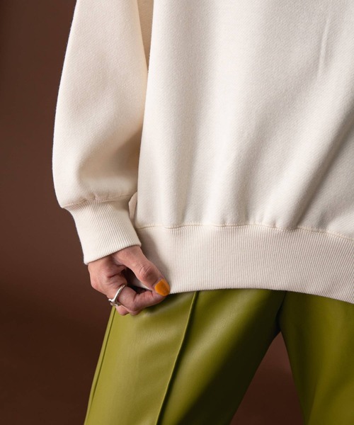 bohmal(ボマール)の「裏起毛タートルネックプルオーバースウェット(スウェット・レディース・オフホワイト/ベージュ/スモークピンク/ブルー/スミクロ・FREE)」の10枚目の写真