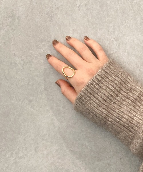 yu-ka（ユーカ）の「YU-KA : オーバルウェーブラウンドリング (シルバー925プレイテッド)（リング・レディース・ゴールド/シルバー・FREE）」の17枚目の写真