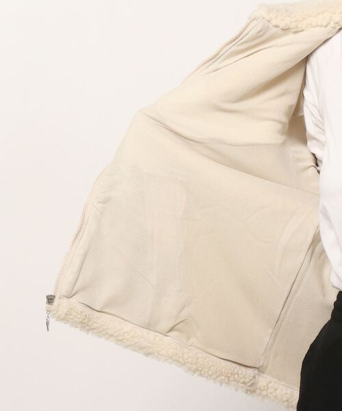 NIKE(ナイキ)の「NIKE WMNS NSW SWOOSH SHRPA GXFULLZIP JAC DD5621-206(その他アウター・レディース・ベージュ・MEDIUM/LARGE)」の8枚目の写真