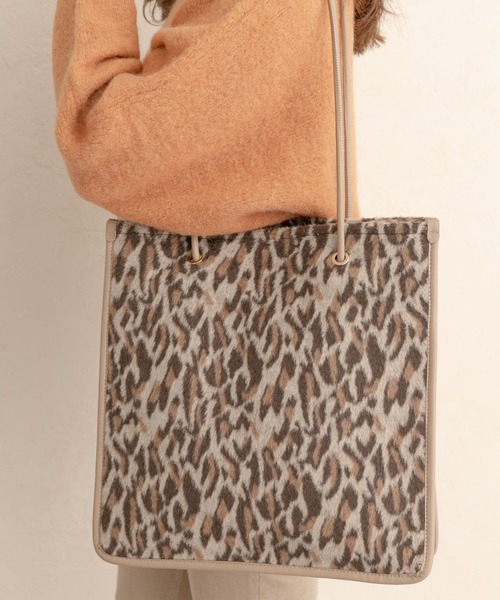 RODE SKO（ロデスコ）の「3ポケットファブリックトートバッグ（トートバッグ・レディース・ブラウン/ブルー/アニマル・ONE）」の13枚目の写真