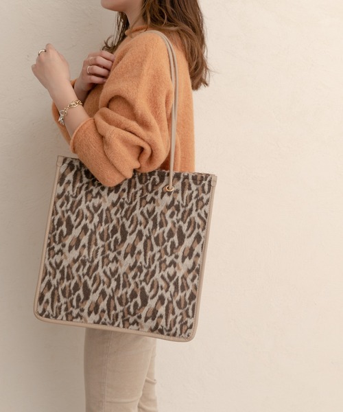 RODE SKO（ロデスコ）の「3ポケットファブリックトートバッグ（トートバッグ・レディース・ブラウン/ブルー/アニマル・ONE）」の18枚目の写真