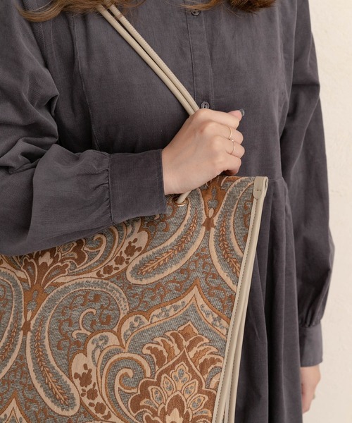 RODE SKO（ロデスコ）の「3ポケットファブリックトートバッグ（トートバッグ・レディース・ブラウン/ブルー/アニマル・ONE）」の9枚目の写真