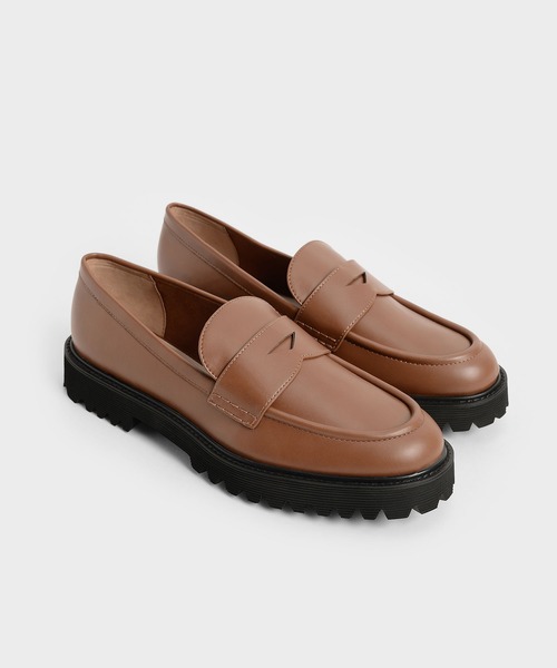 CHARLES & KEITH(チャールズ & キース)の「チャンキー ペニーローファー / Chunky Penny Loafers(ローファー・レディース・ブラック/ライトブラウン/バーガンディー・22.5cm/23cm/23.5cm/24.5cm/25cm/25.5cm)」の8枚目の写真