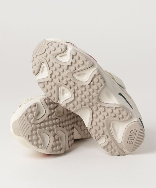 FILA（フィラ）の「FILA RAY TRACER KIDS / フィラ レイトレイサー キッズ（スニーカー・キッズ・ホワイト/ベージュ・18.0cm/19.0cm/20.0cm/21.0cm）」の3枚目の写真