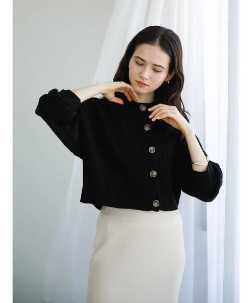 koe（コエ）の「ショート丈ニットカーディガン＊（カーディガン/ボレロ・レディース・ブラック/アイボリー/レッド・FREE）」の7枚目の写真
