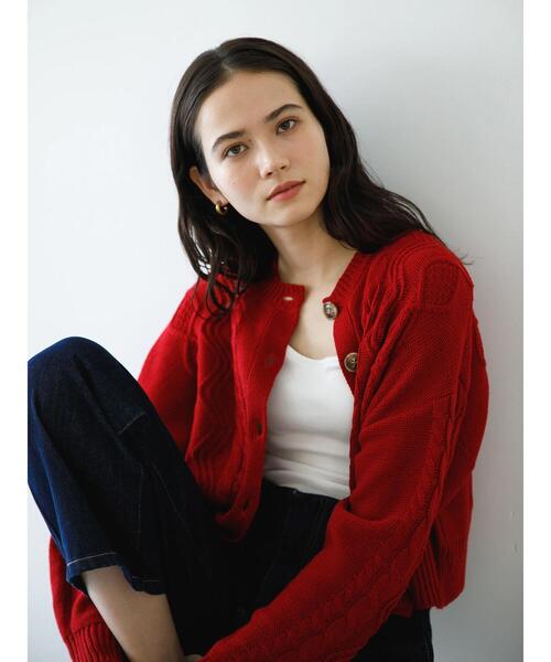 koe（コエ）の「ショート丈ニットカーディガン＊（カーディガン/ボレロ・レディース・ブラック/アイボリー/レッド・FREE）」の11枚目の写真