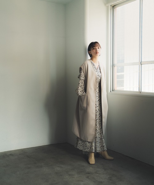 LADYMADE（レディメイド）の「ベストレイヤードショートフードコート（その他アウター・レディース・アイボリー/ネイビー・FREE）」の10枚目の写真