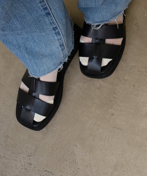 Shelly island(シェリーアイランド)の「グルカサンダル(サンダル・レディース・ホワイト/ブラック・M/L)」の5枚目の写真