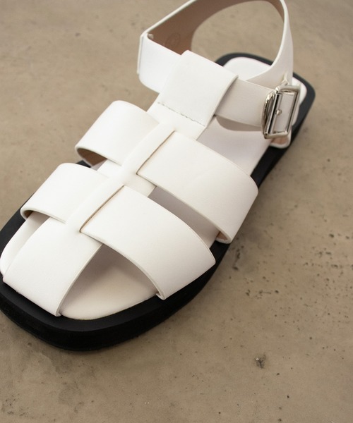 Shelly island(シェリーアイランド)の「グルカサンダル(サンダル・レディース・ホワイト/ブラック・M/L)」の18枚目の写真