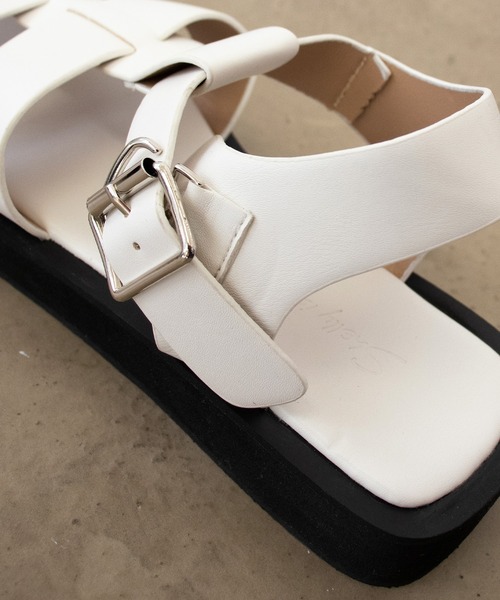 Shelly island(シェリーアイランド)の「グルカサンダル(サンダル・レディース・ホワイト/ブラック・M/L)」の22枚目の写真