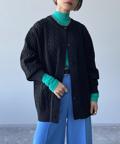 PAGEBOY（ページボーイ）の「マシュマロケーブルカーディガン2（ニット/セーター・レディース・ブラック/オフホワイト/イエロー/ブルー/グリーン・FREE）」の7枚目の写真