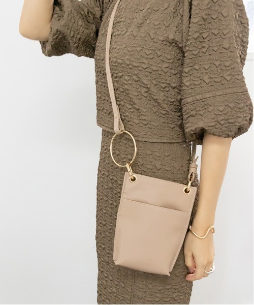 RANDA（ランダ）の「バングルリング2WAYミニポシェット（ショルダーバッグ・レディース・ホワイト/ブラック/ベージュ/ブラウン/ピンク/ブルー・FREE）」の13枚目の写真