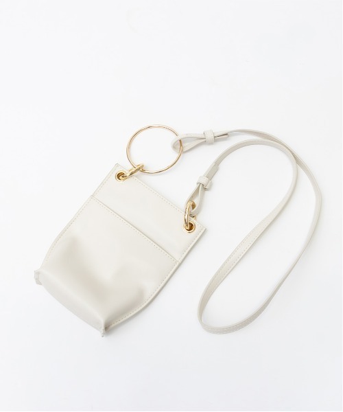 RANDA（ランダ）の「バングルリング2WAYミニポシェット（ショルダーバッグ・レディース・ホワイト/ブラック/ベージュ/ブラウン/ピンク/ブルー・FREE）」の9枚目の写真