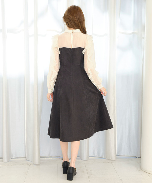 TITTY&CO.(ティティーアンドコー)の「袖フリルリボンタイワンピース(ワンピース・レディース・ブラック/ベージュ/ライトブルー・SMALL/MEDIUM)」の9枚目の写真