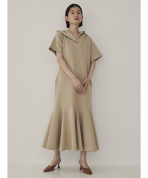 COTORICA（コトリカ）の「ショートスリーブマーメイドフードワンピース（ワンピース・レディース・ブラック/ネイビー/ベージュ・SMALL/MEDIUM）」の9枚目の写真