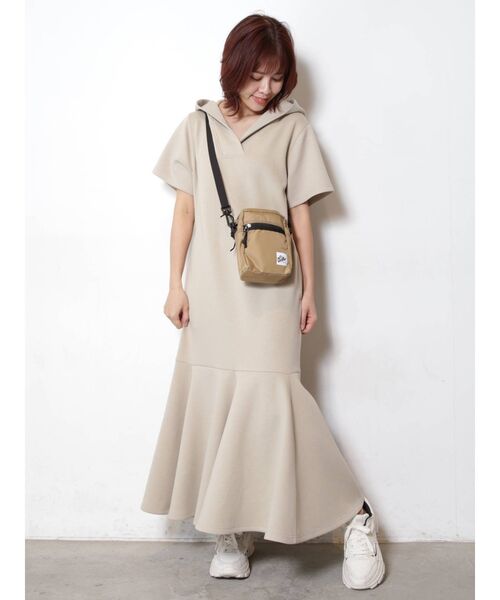 COTORICA（コトリカ）の「ショートスリーブマーメイドフード