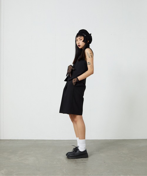 FEKETE（フェケテ）の「FEKETE TAILORED VEST (SET-UP)（ベスト・レディース・ブラック/ベージュ/グリーン・FREE）」の15枚目の写真