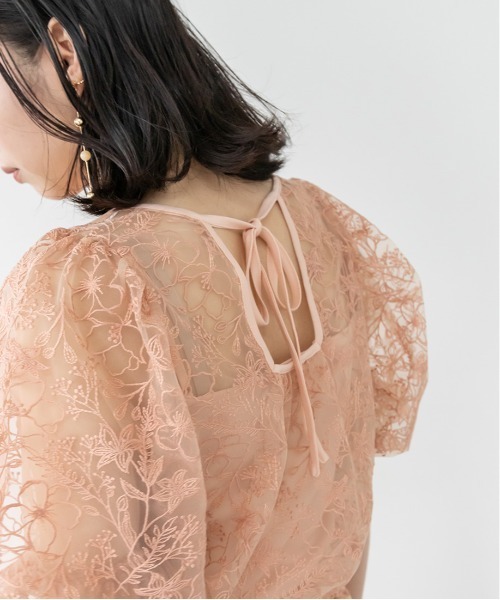 RANDA（ランダ）の「オリジナルフラワー刺繍ブラウス（シャツ/ブラウス・レディース・ピンク/ブルー/ブラウン・FREE）」の11枚目の写真