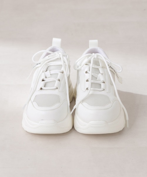 OLIVE des OLIVE（オリーブデオリーブ）の「タグ付きスニーカー（スニーカー・レディース・ホワイト/ブラック・SMALL/MEDIUM/LARGE）」の10枚目の写真