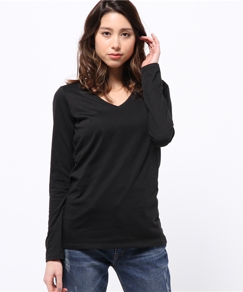 AZUL by moussy（アズールバイマウジー）の「TC天竺バックセンター切替V/N長袖PO（Tシャツ/カットソー・レディース・オフホワイト/ブルー/ブラック/ブラック系その他/ライム/ホワイト系その他・LARGE/SMALL/MEDIUM/X-SMALL）」の4枚目の写真