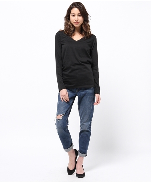 AZUL by moussy（アズールバイマウジー）の「TC天竺バックセンター切替V/N長袖PO（Tシャツ/カットソー・レディース・オフホワイト/ブルー/ブラック/ブラック系その他/ライム/ホワイト系その他・LARGE/SMALL/MEDIUM/X-SMALL）」の10枚目の写真