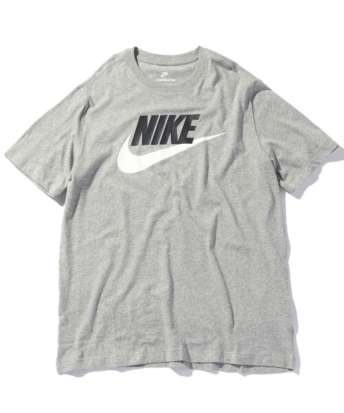 NIKE(ナイキ)の「WEB限定 NIKE/ナイキ フューチュラアイコン S/S Tシャツ/AR5005-100 /AR5005-063 /AR5005-010(Tシャツ/カットソー・メンズ・グレー/ホワイト/ブラック・XX-LARGE/LARGE/MEDIUM/X-LARGE)」の3枚目の写真