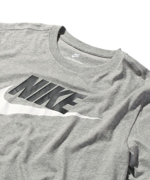 NIKE(ナイキ)の「WEB限定 NIKE/ナイキ フューチュラアイコン S/S Tシャツ/AR5005-100 /AR5005-063 /AR5005-010(Tシャツ/カットソー・メンズ・グレー/ホワイト/ブラック・XX-LARGE/LARGE/MEDIUM/X-LARGE)」の5枚目の写真