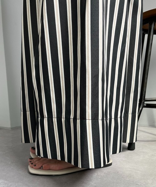 CAPRICIEUX LE'MAGE(カプリシューレマージュ)の「ストライプタックギャザースカート(スカート・レディース・ブラック/ベージュ・FREE)」の10枚目の写真
