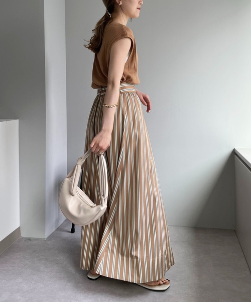 CAPRICIEUX LE'MAGE(カプリシューレマージュ)の「ストライプタックギャザースカート(スカート・レディース・ブラック/ベージュ・FREE)」の18枚目の写真