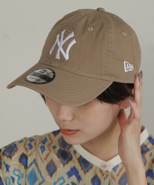 NEW ERA(ニューエラ)の「(NEW ERA)ウォッシュドコットンロゴベースボールキャップ(キャップ・レディース・ブラック/カーキ/グリーン/ネイビー・FREE)」の2枚目の写真