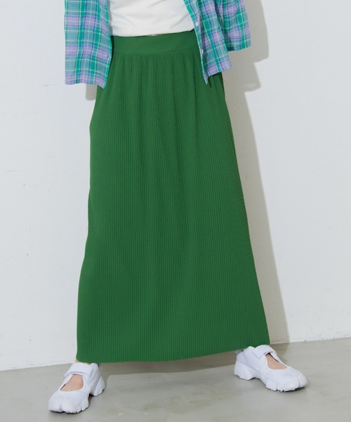 MERLOT(メルロー)の「プリーツナロースカート(スカート・レディース・ブラック/グリーン/ピンク・FREE)」の2枚目の写真