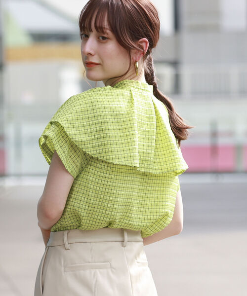 Ray BEAMS（レイビームス）の「Ray BEAMS / ドビー チェック フリルカラー ブラウス（シャツ/ブラウス・レディース・ブラック/グリーン系その他2・ONE SIZE）」の8枚目の写真