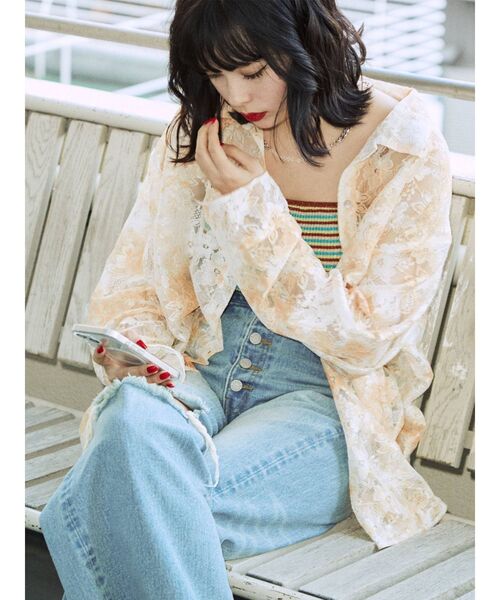 jouetie(ジュエティ)の「カラーレースシャツ(シャツ/ブラウス・レディース・ブルー/アイボリー・MEDIUM)」の4枚目の写真