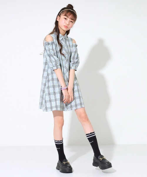 by LOVEiT(バイラビット)の「肩スリットワンピースチュニック(チュニック・キッズ・ミント/オフホワイト/ブラック・160cm/140cm/150cm/120cm/130cm)」の13枚目の写真