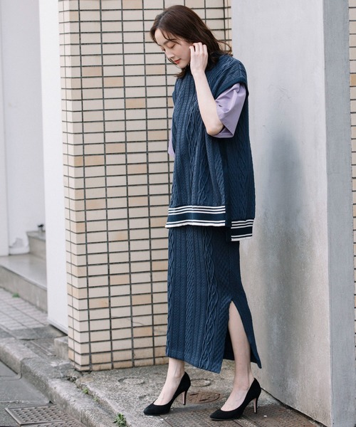 Munich（ミューニック）の「16/2ケーブルジャガードジレ（ベスト・レディース・ネイビー/グリーン/アイボリー・FREE）」の5枚目の写真